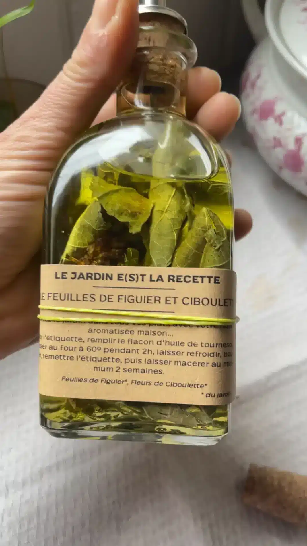Faire Son Huile Aromatis e Ou Son Vinaigre Infus LE JARDIN E S T LA Faire Son Huile Aromatis e Ou Son Vinaigre Infus LE JARDIN E S T LA