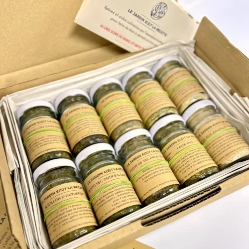 Coffret découvert d'épices locales